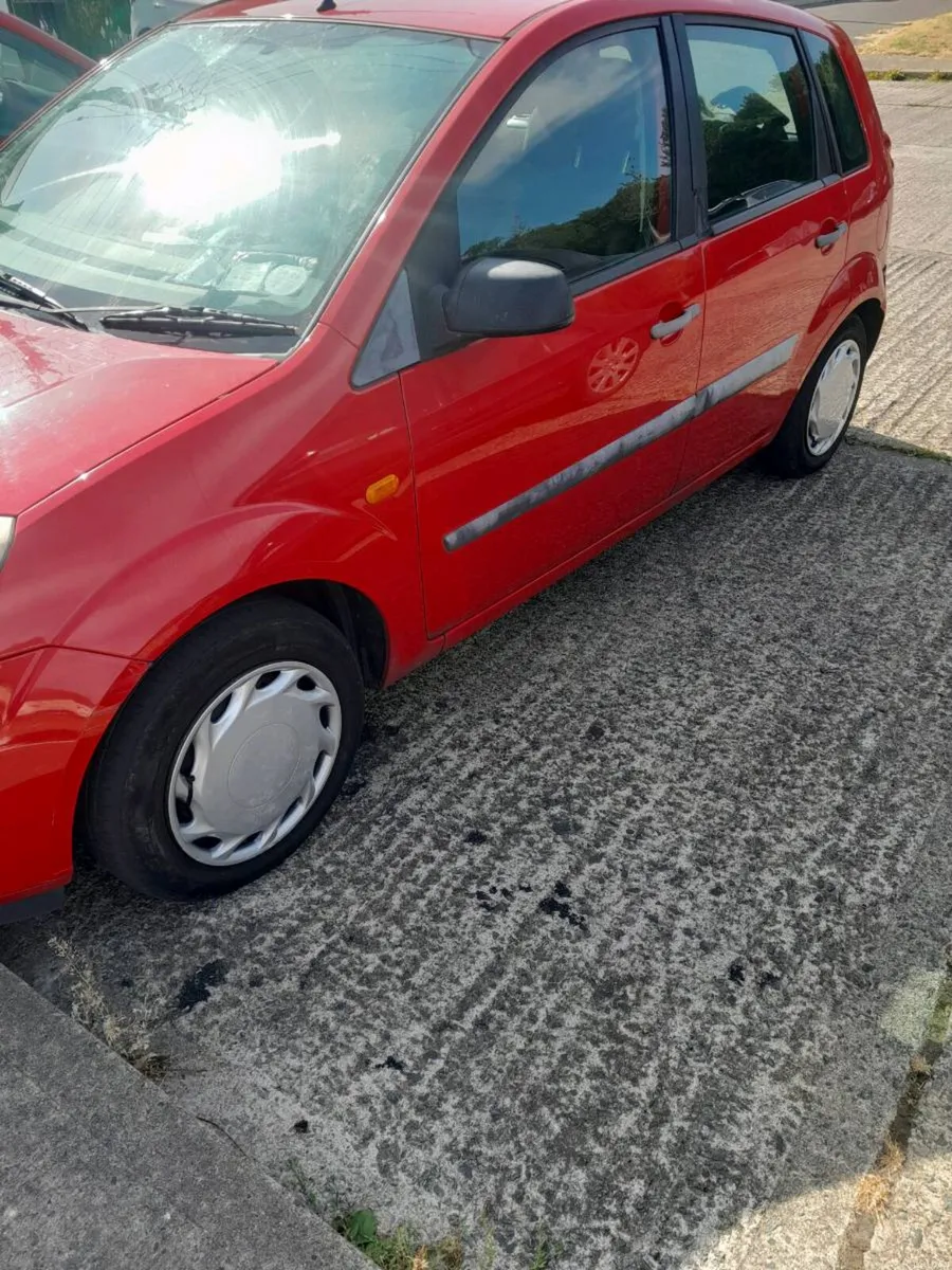 Ford fiesta - Image 5