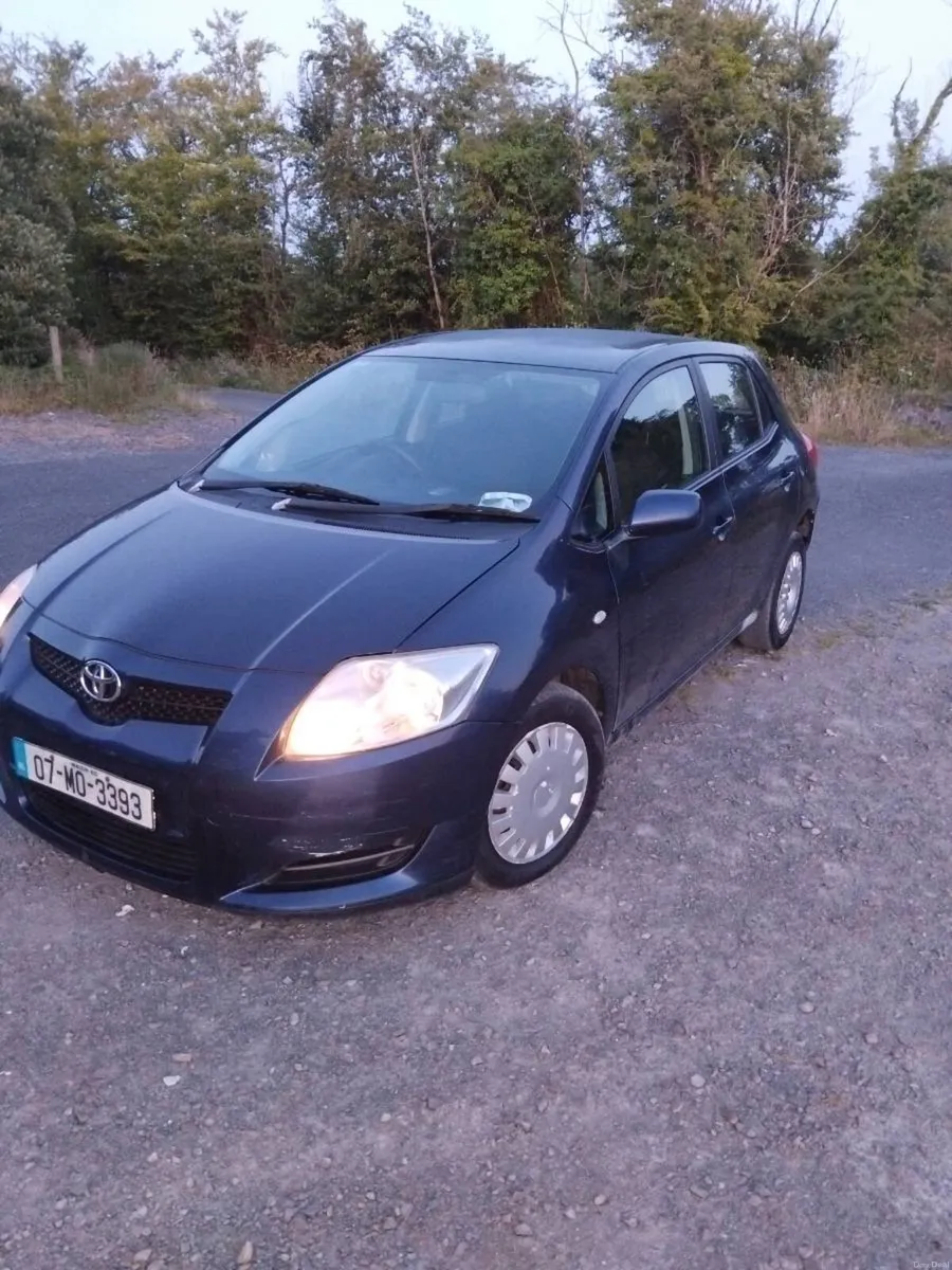Car - Image 1