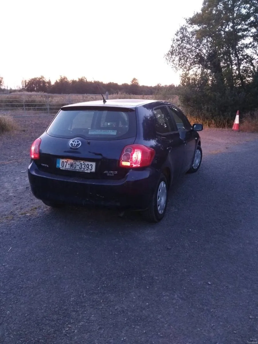 Car - Image 3