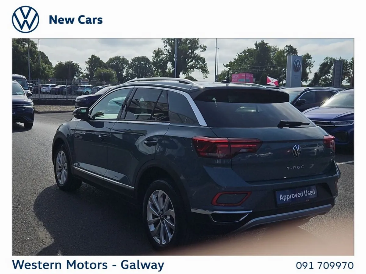 Volkswagen T-Roc 2.0 TDI 116HP Style,As New, Tiny - Image 3