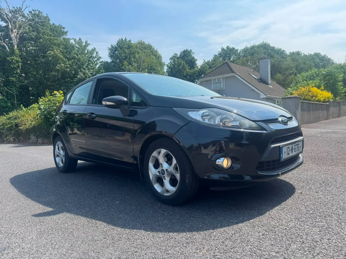 2012 Ford Fiesta 1.2 zetec - Image 2