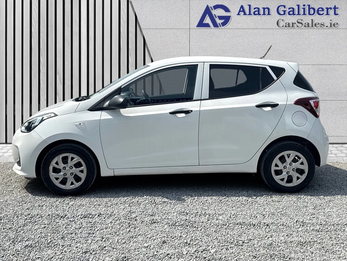 Hyundai i10 1.2 CLASSIC - Image 5