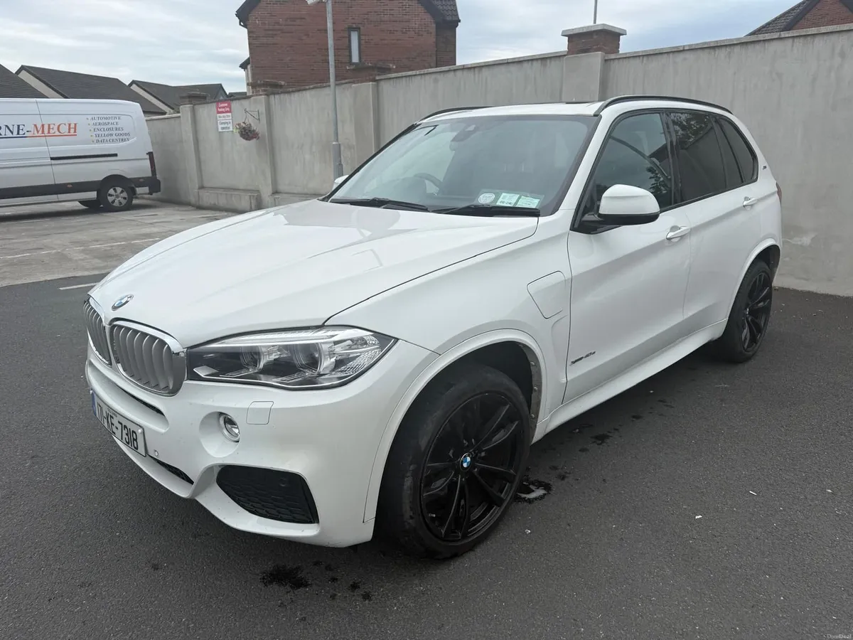 BMW X5 2017 - Image 1