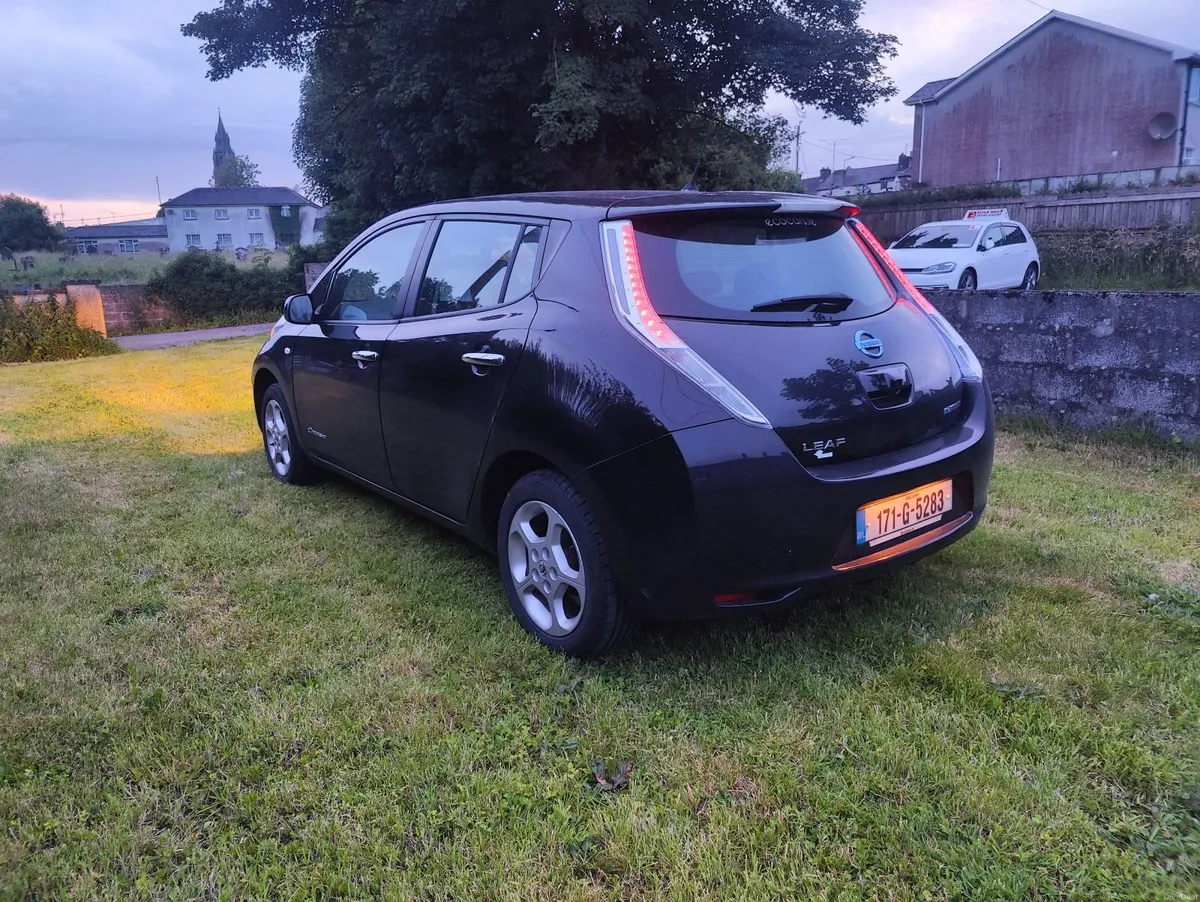 Nissan Leaf 2017 - Image 5