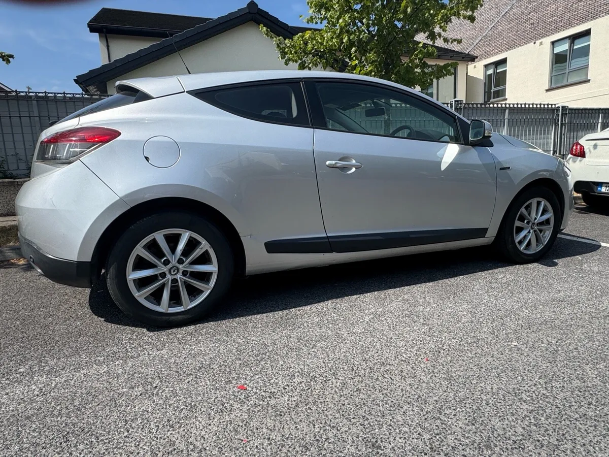 Renault Megane Monaco trim - Image 2