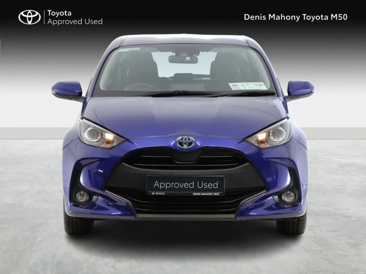 Toyota Yaris Luna Hybrid - Image 5