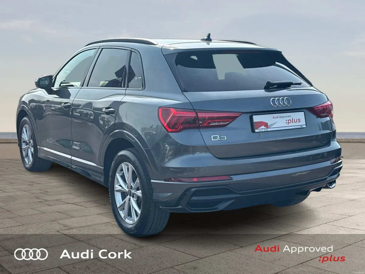 Audi Q3 2.0 35 TDI 150BHP S-LINE AUTOMATIC WITH BL - Image 5