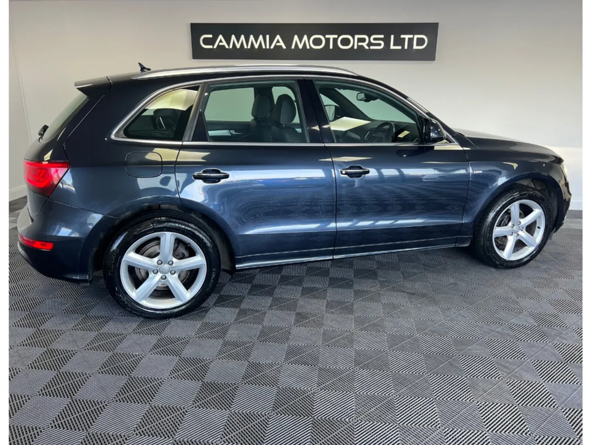 Audi Q5 2.0 TDI 150 S LINE 4DR - Image 2
