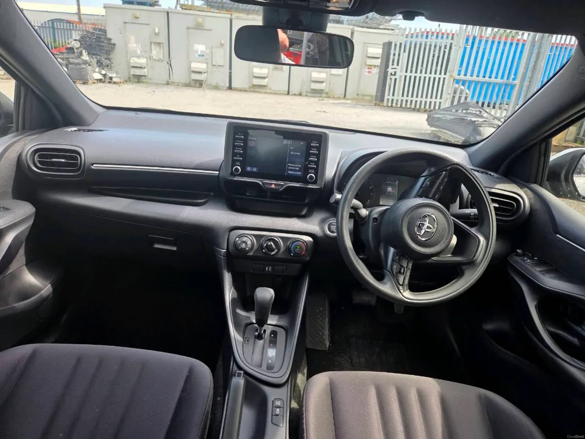 2023 Toyota Yaris 1.0 Automatic - Image 5