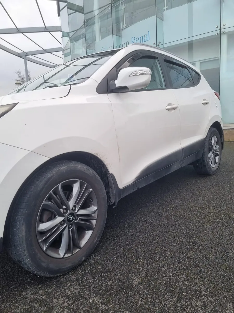 Hyundai ix35 2015 spotless  full service history - Image 6