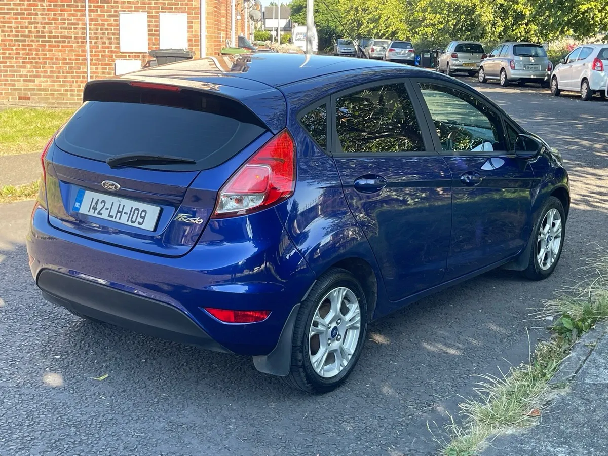 2014 Ford fiesta zetec nct and taxed - Image 4