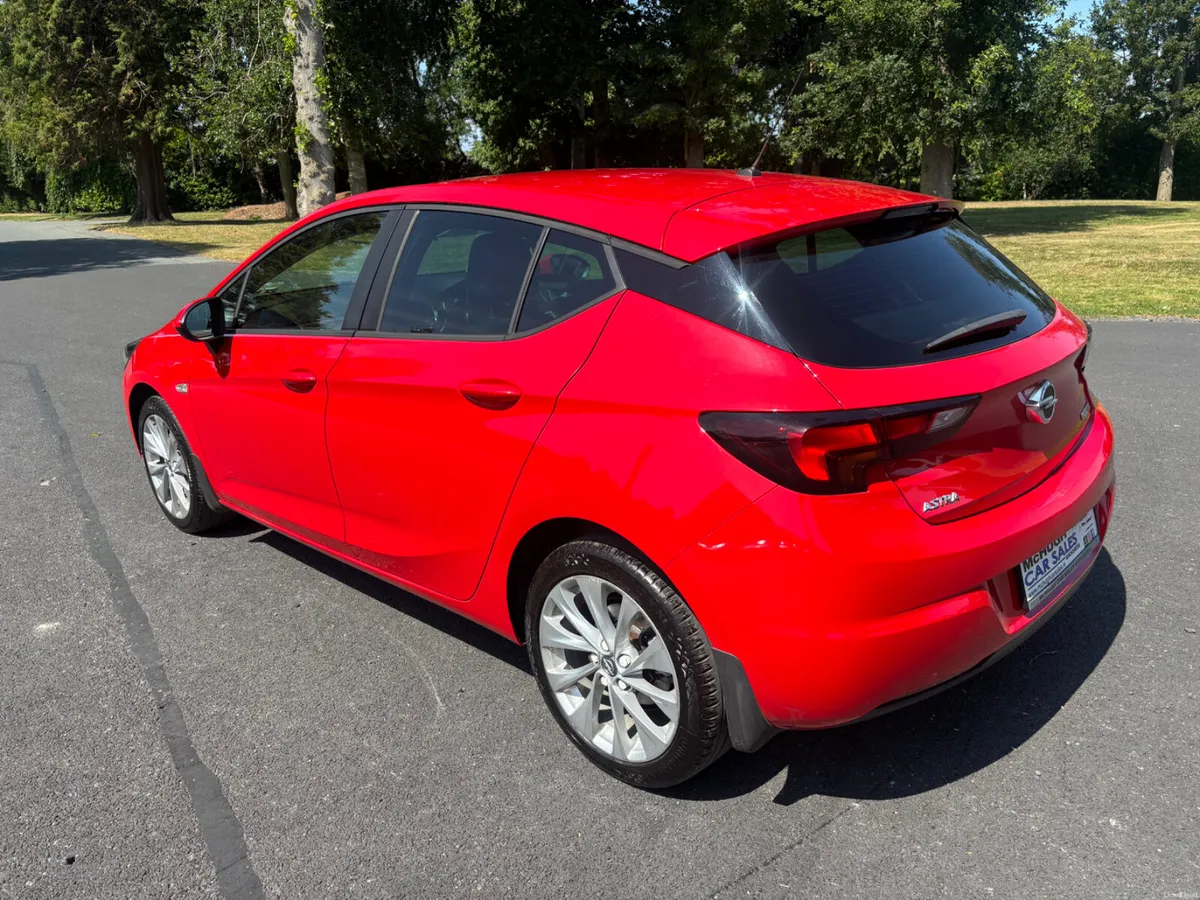 Opel Astra 2019 - Image 4