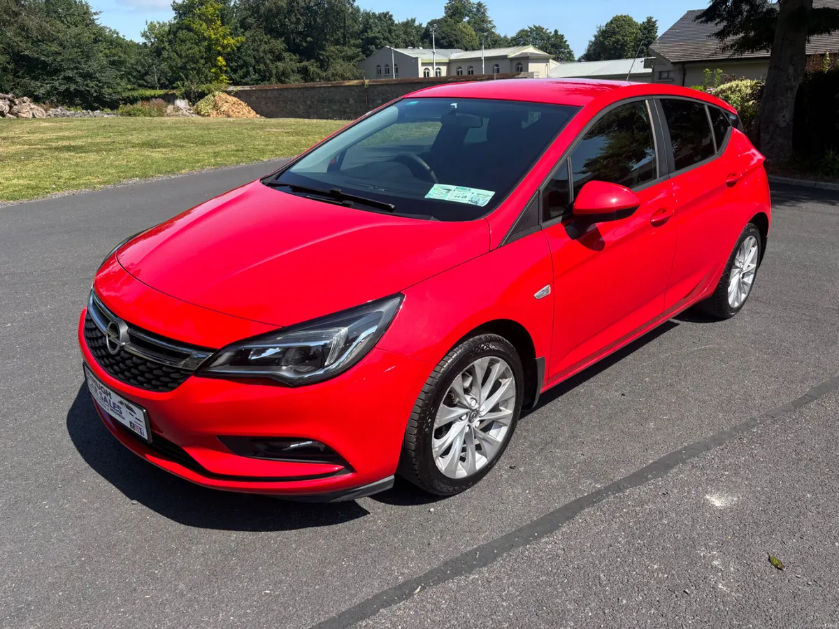 Opel Astra 2019 - Image 3