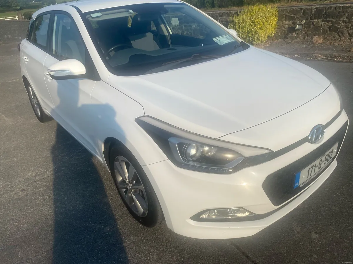 Car - Image 3