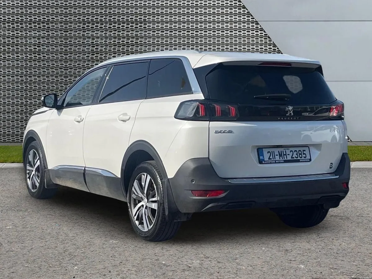 Peugeot 5008 1.5 BlueHDi 130bhp Allure - Image 3