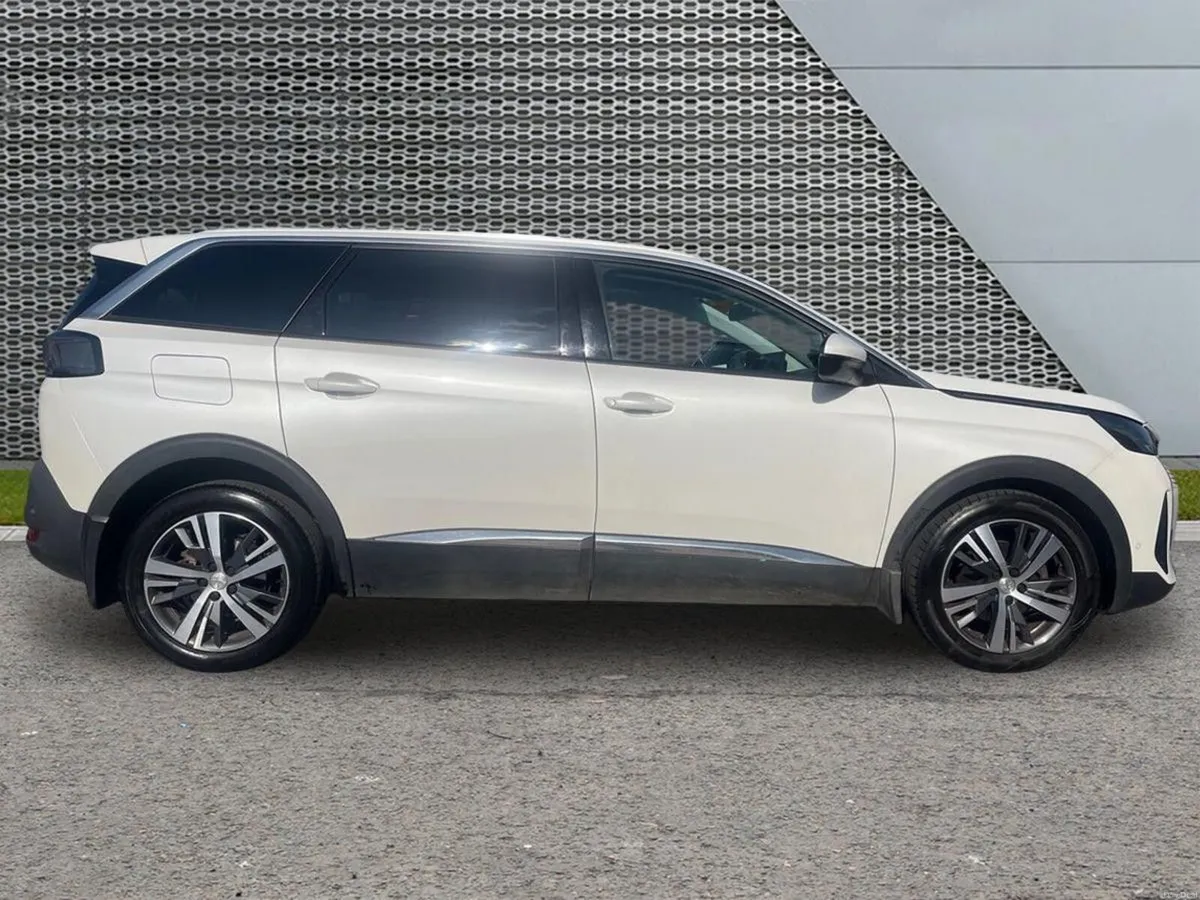 Peugeot 5008 1.5 BlueHDi 130bhp Allure - Image 6