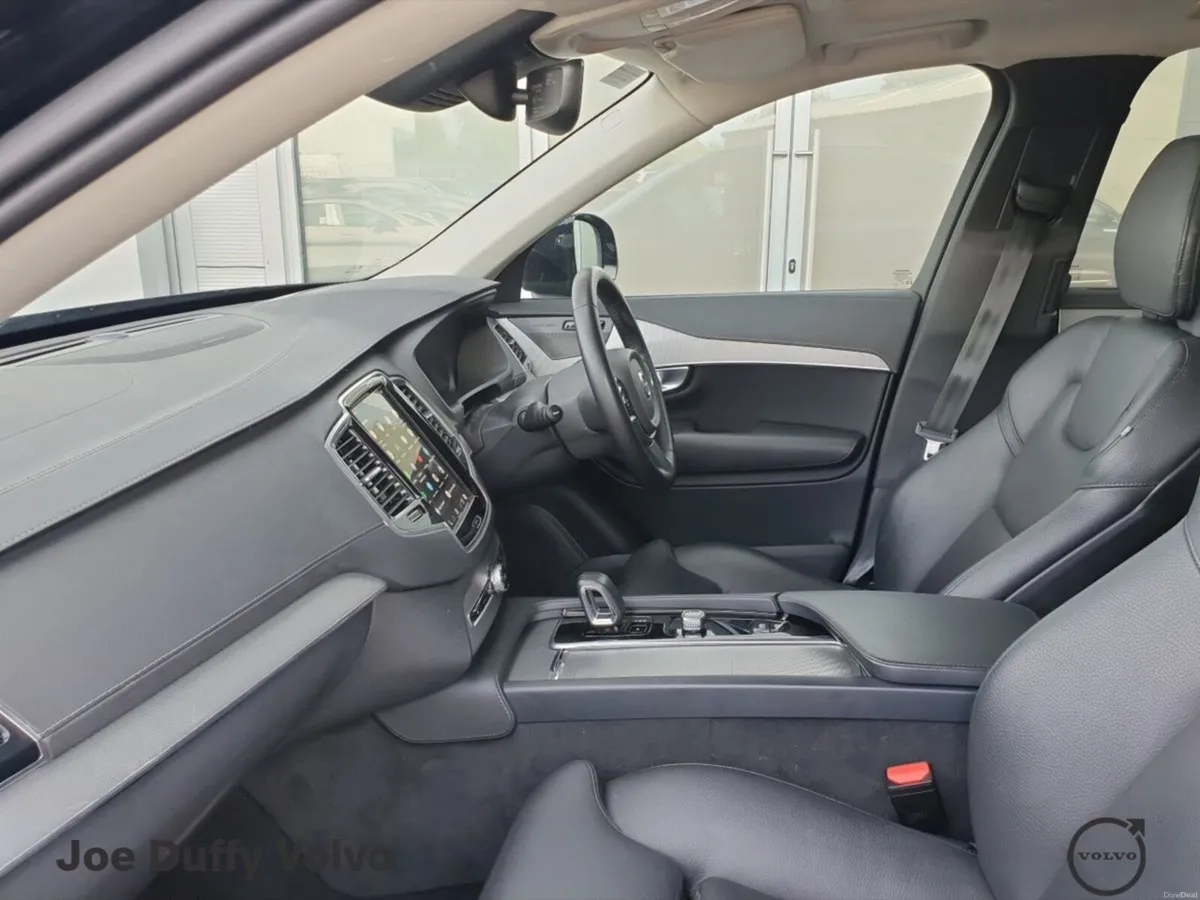 Volvo XC90 T8 PHEV 455hp Plus - Image 6