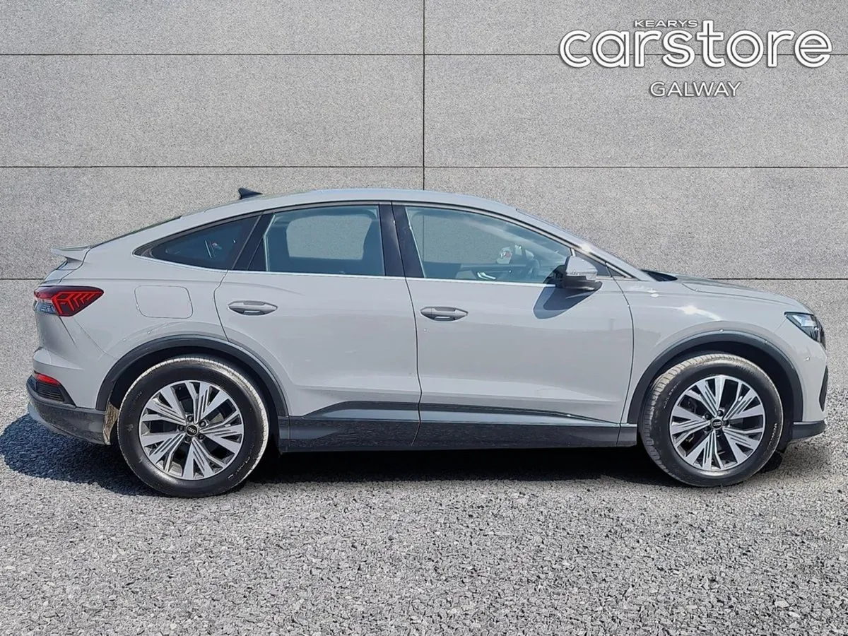 Audi Q4 e-tron Q4 E-Tron Sport 40  Sport  40 204 E - Image 2
