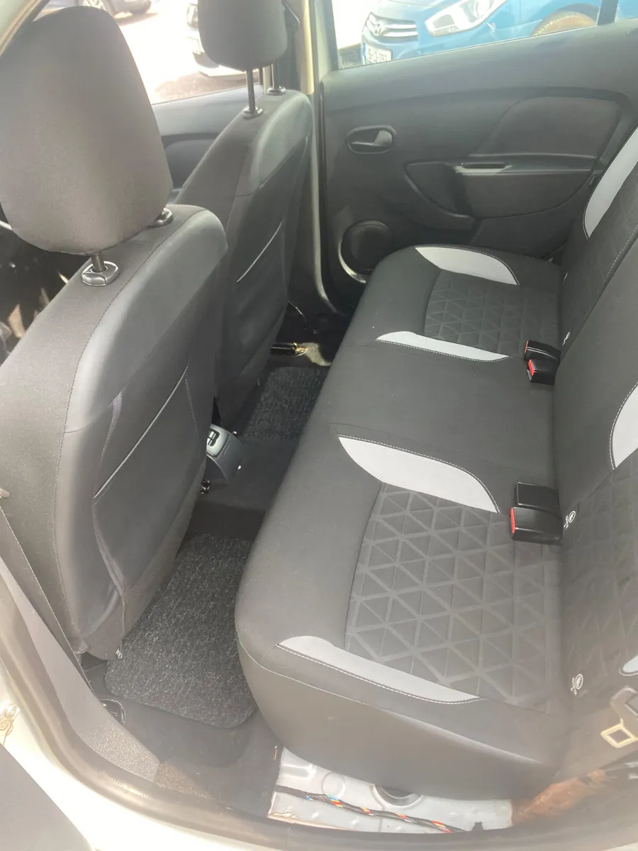 Dacia Sandero Stepway 2016 - Image 6
