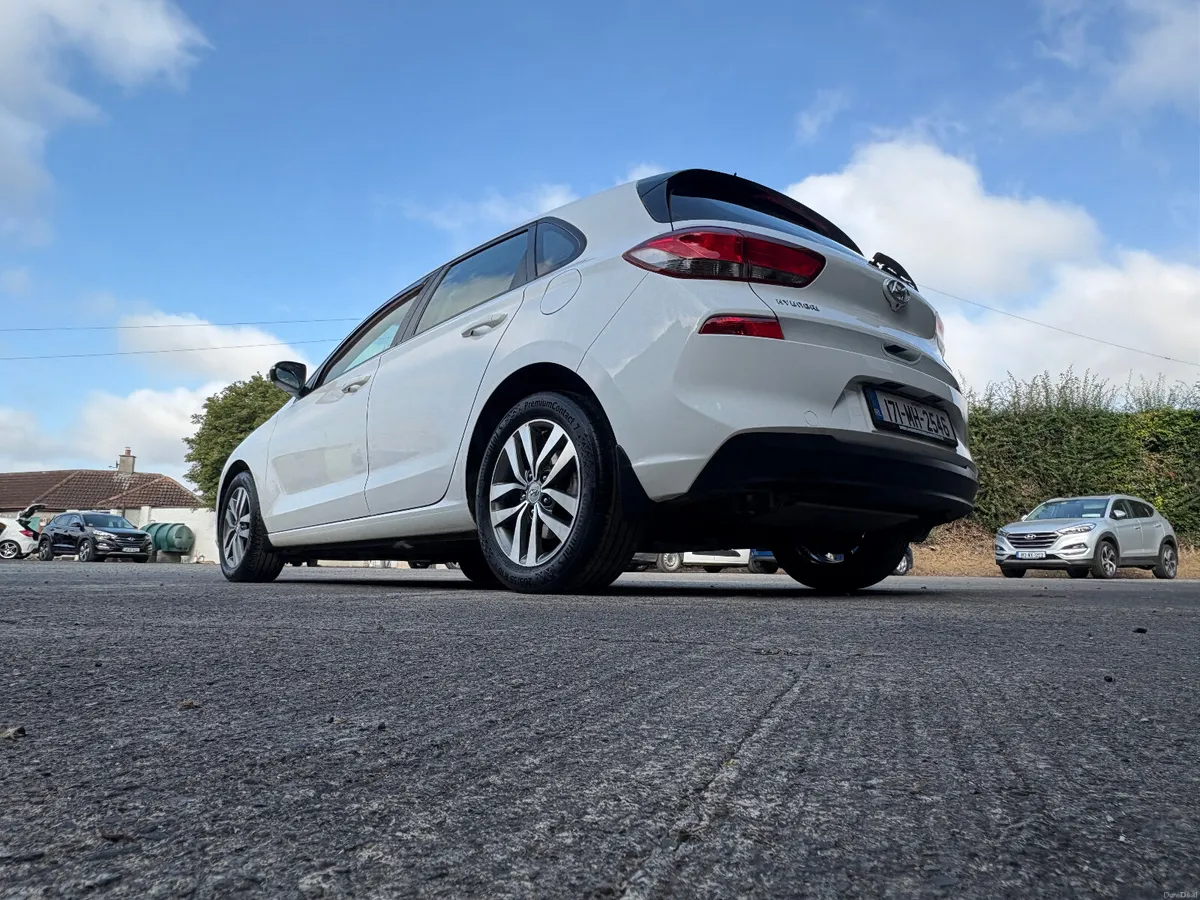 Hyundai i30 2017 ONLY 138000KM - Image 6