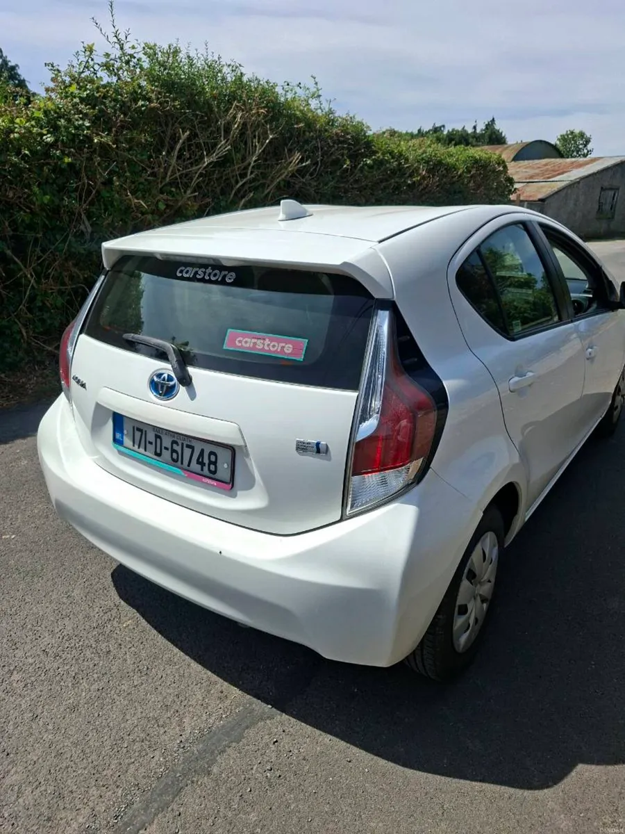 TOYOTA AQUA 2017 HYBRID AUTOMATIC ONLY 100KM - Image 4