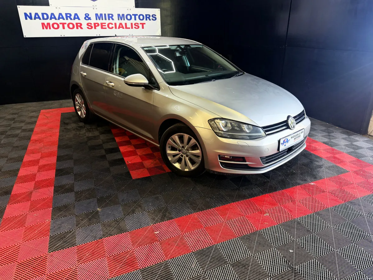 2014 Volkswagen Golf BlueMotion - Image 3