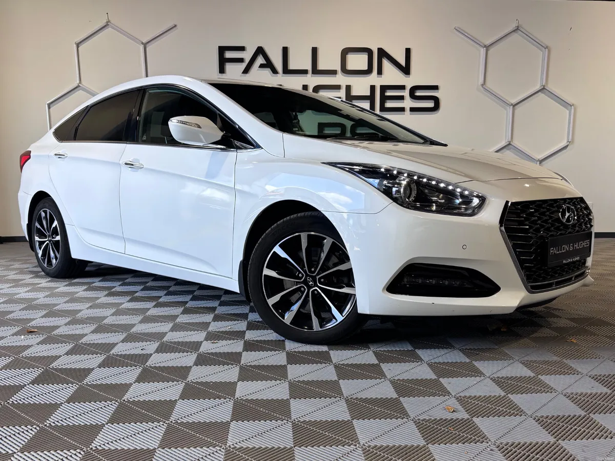 2019 HYUNDAI I40 EXECUTIVE DIESEL MANUAL - Image 1