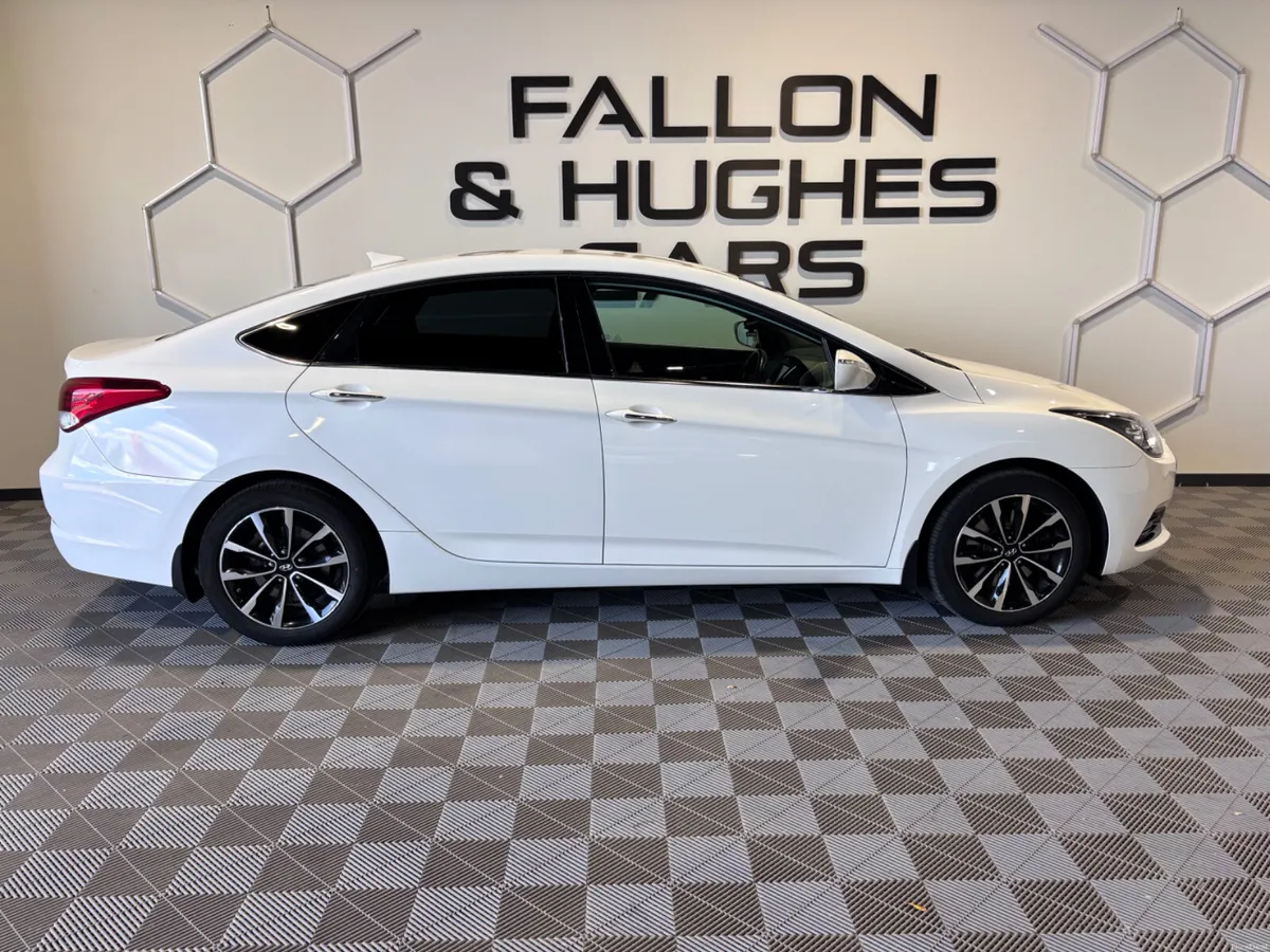 2019 HYUNDAI I40 EXECUTIVE DIESEL MANUAL - Image 5