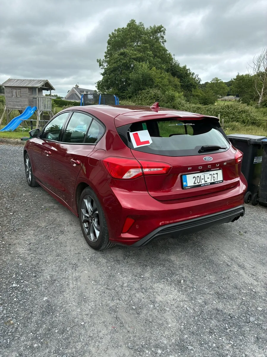 Car - Image 3