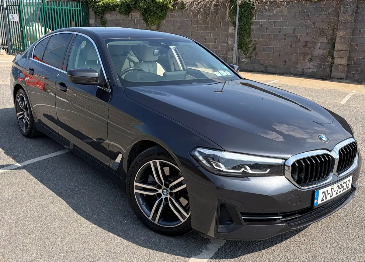 BMW 520d - Image 1