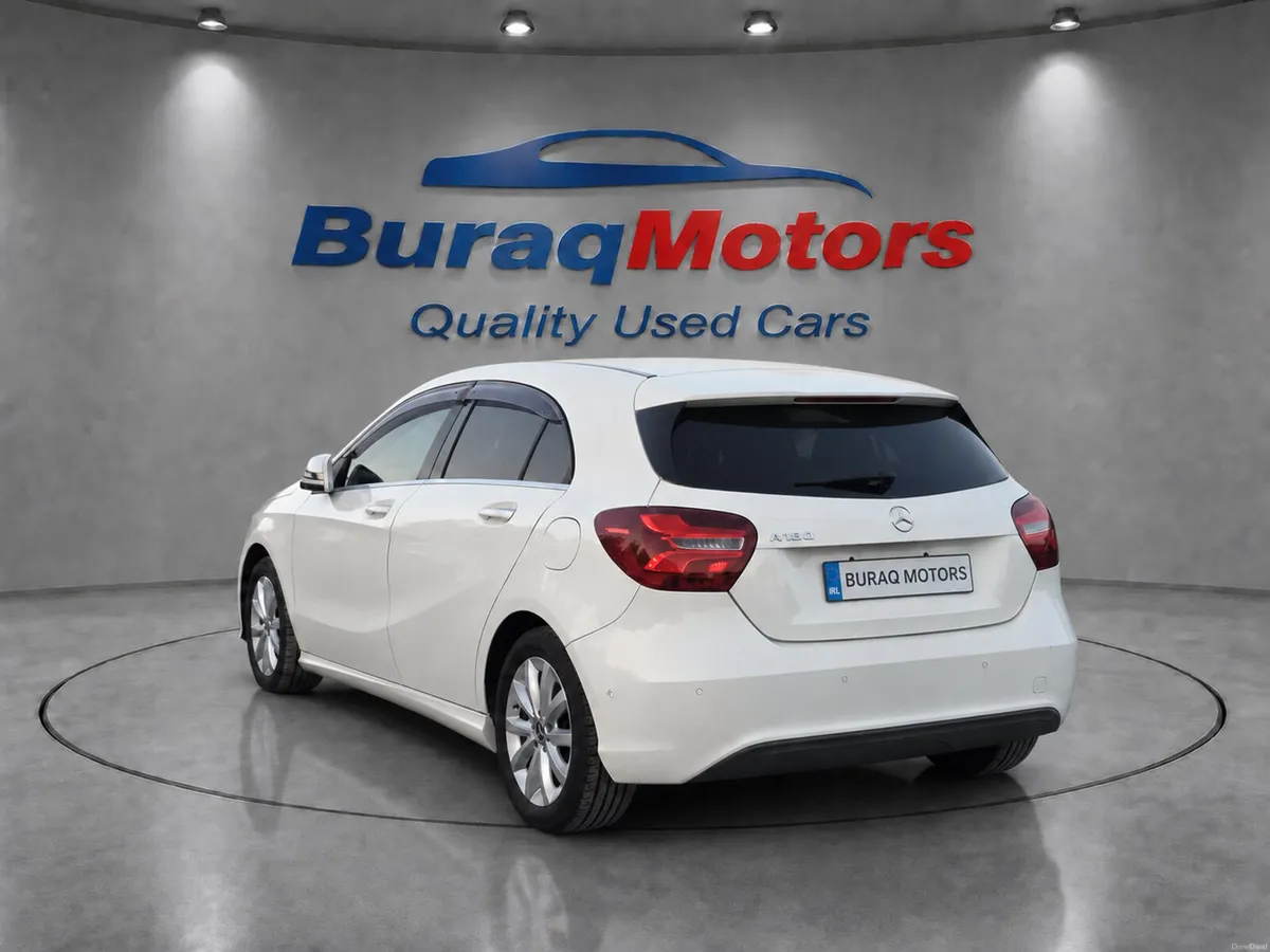 Mercedes-Benz A180 1.6L  Auto *apple carplay* - Image 5