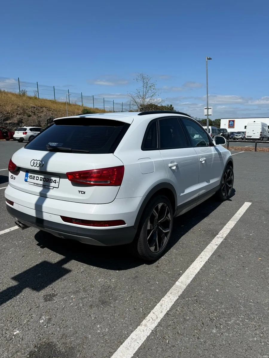 Audi Q3 2015 - Image 5