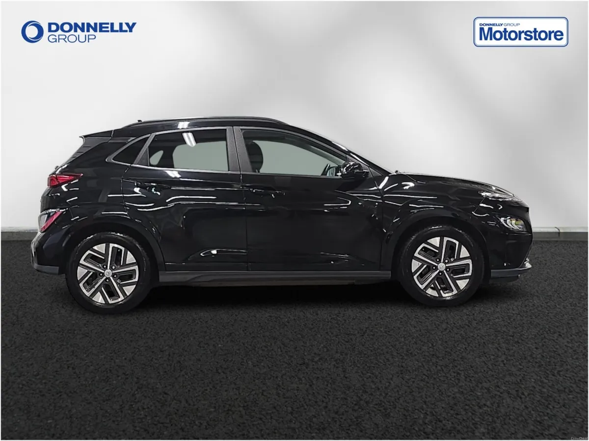 Hyundai Kona Electric Hatchback Premium - Image 3
