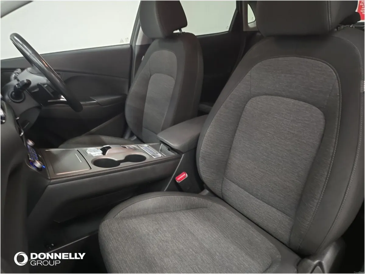 Hyundai Kona Electric Hatchback Premium - Image 5