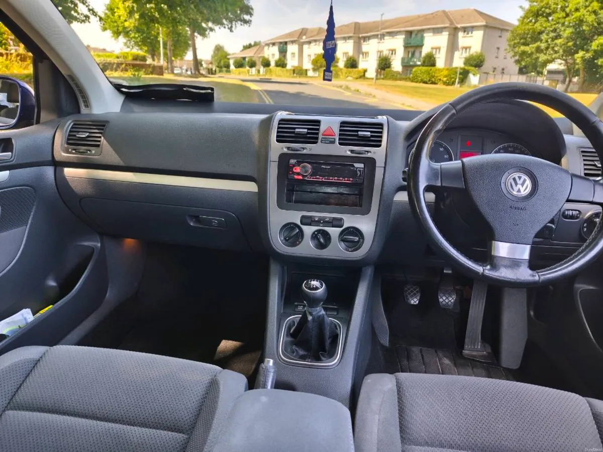 Golf 1.4 petrol New Nct very good condition - Image 4