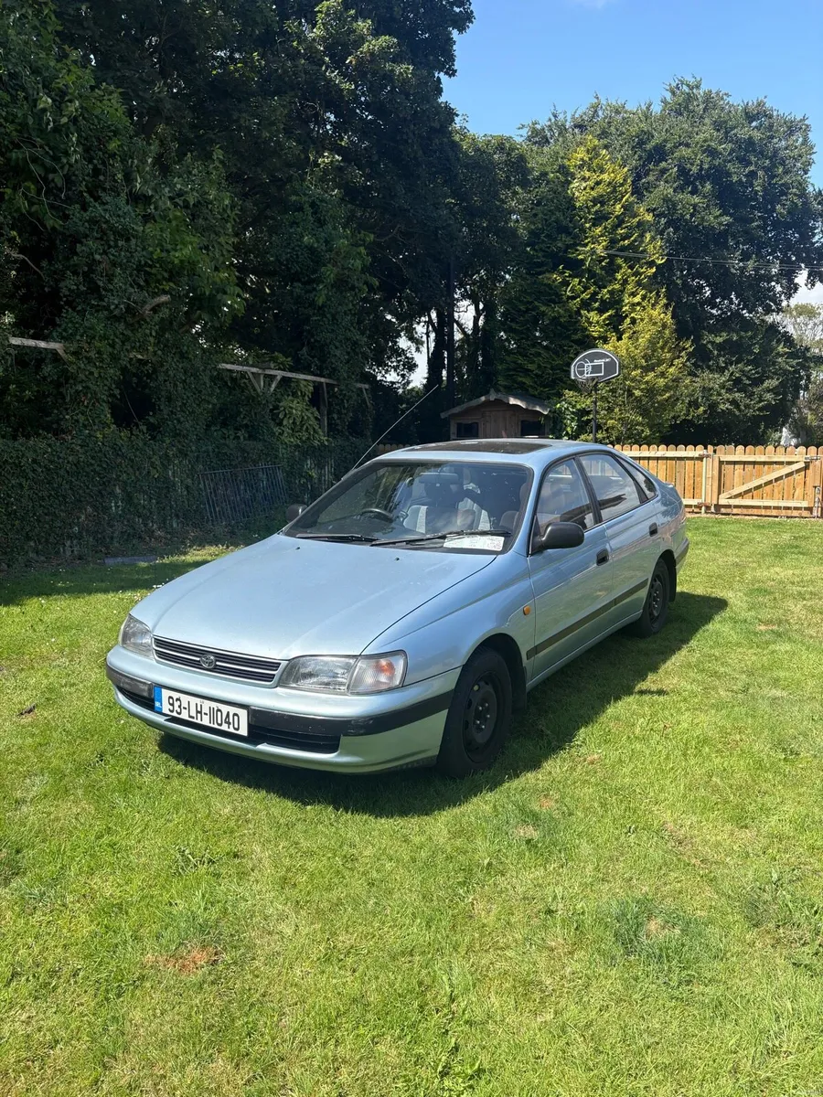 Toyota Carina e hatchback - Image 2