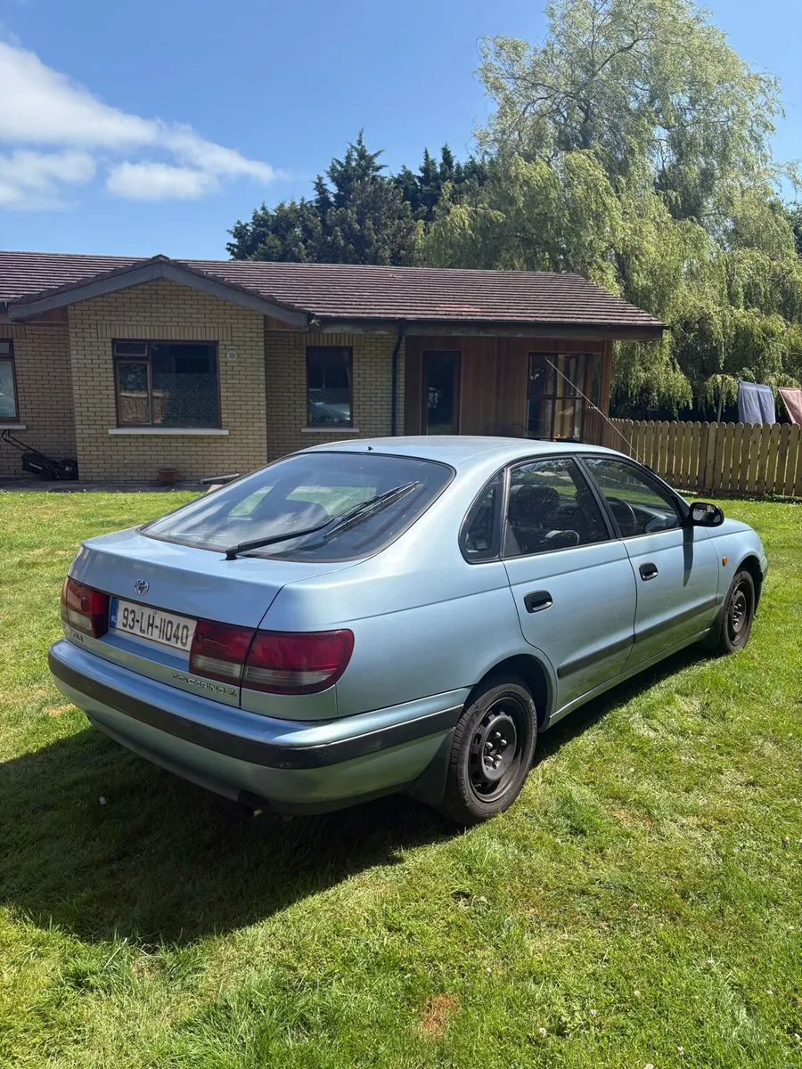 Toyota Carina e hatchback - Image 3