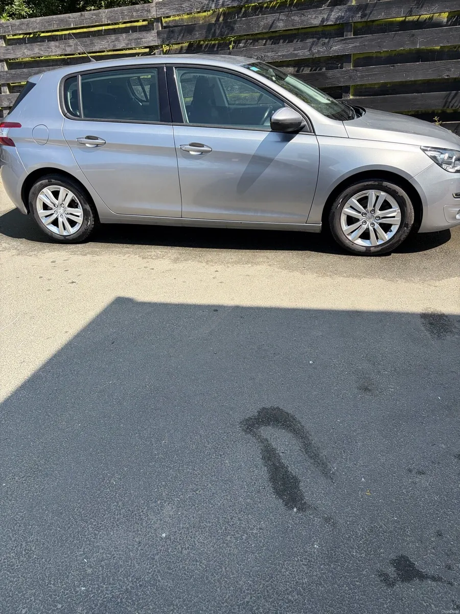 2016 Peugeot 308 1.2 active - Image 1