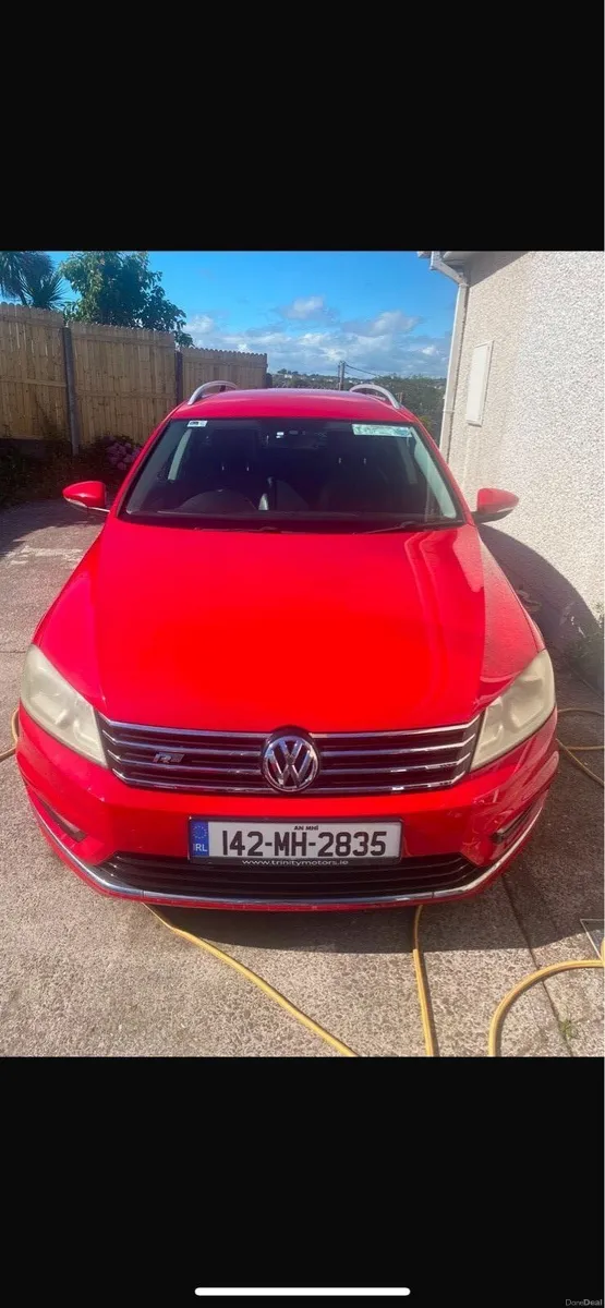 car - Image 1