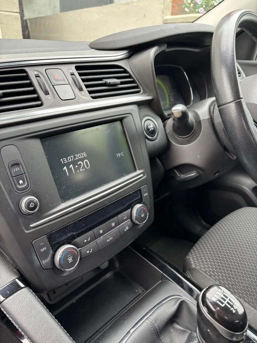 Renault Kadjar 2016 - Image 2