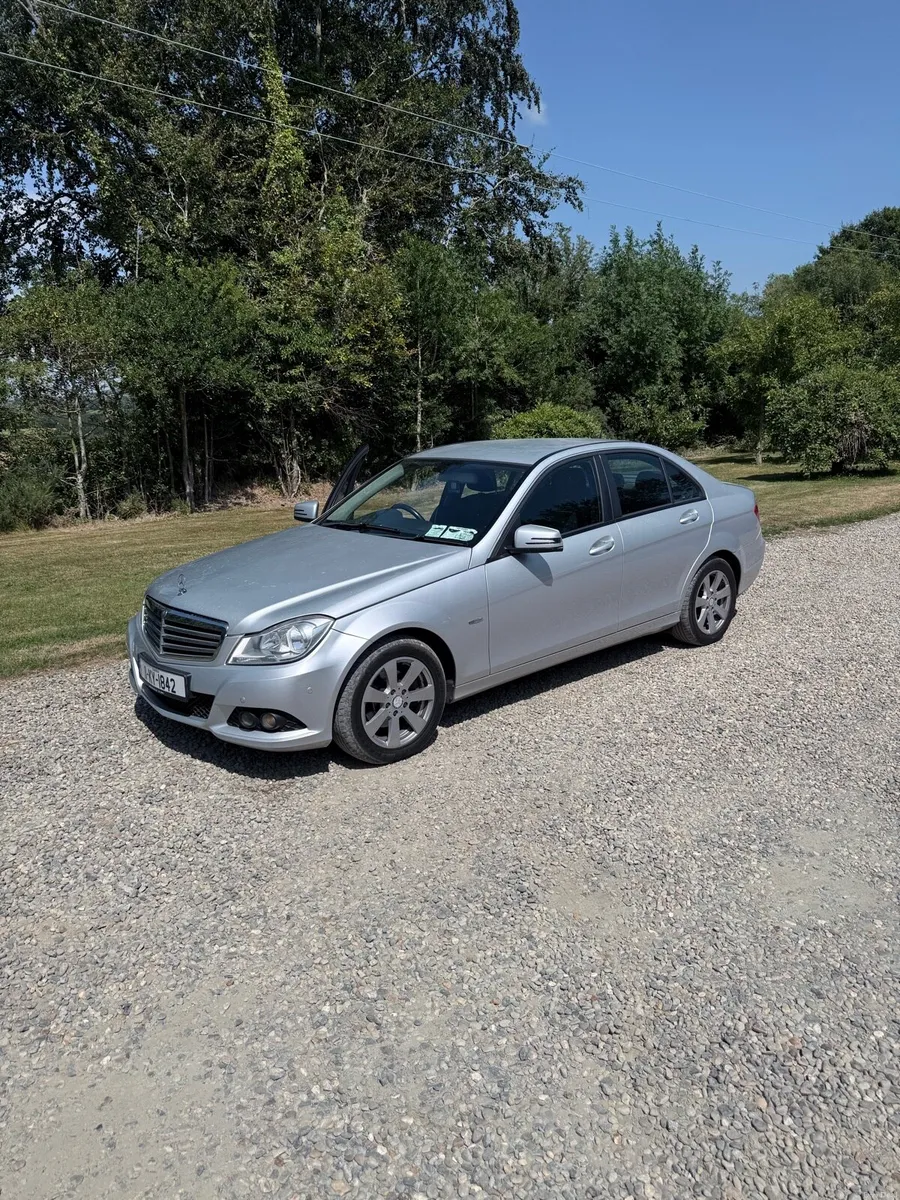 Mercedes Benz C class 2011  Automatic - Image 1