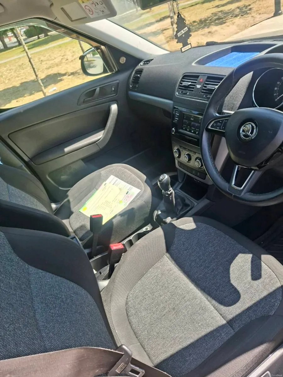 SKODA YETI 2016 LOW MILES NEW NCT - Image 5
