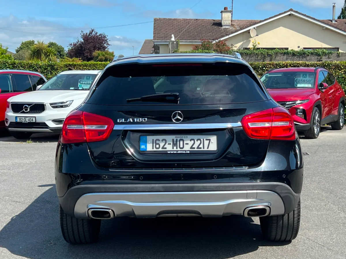 Mercedes-Benz GLA 180 AUTO PREMIUM *LOW KMS & HUGE - Image 6