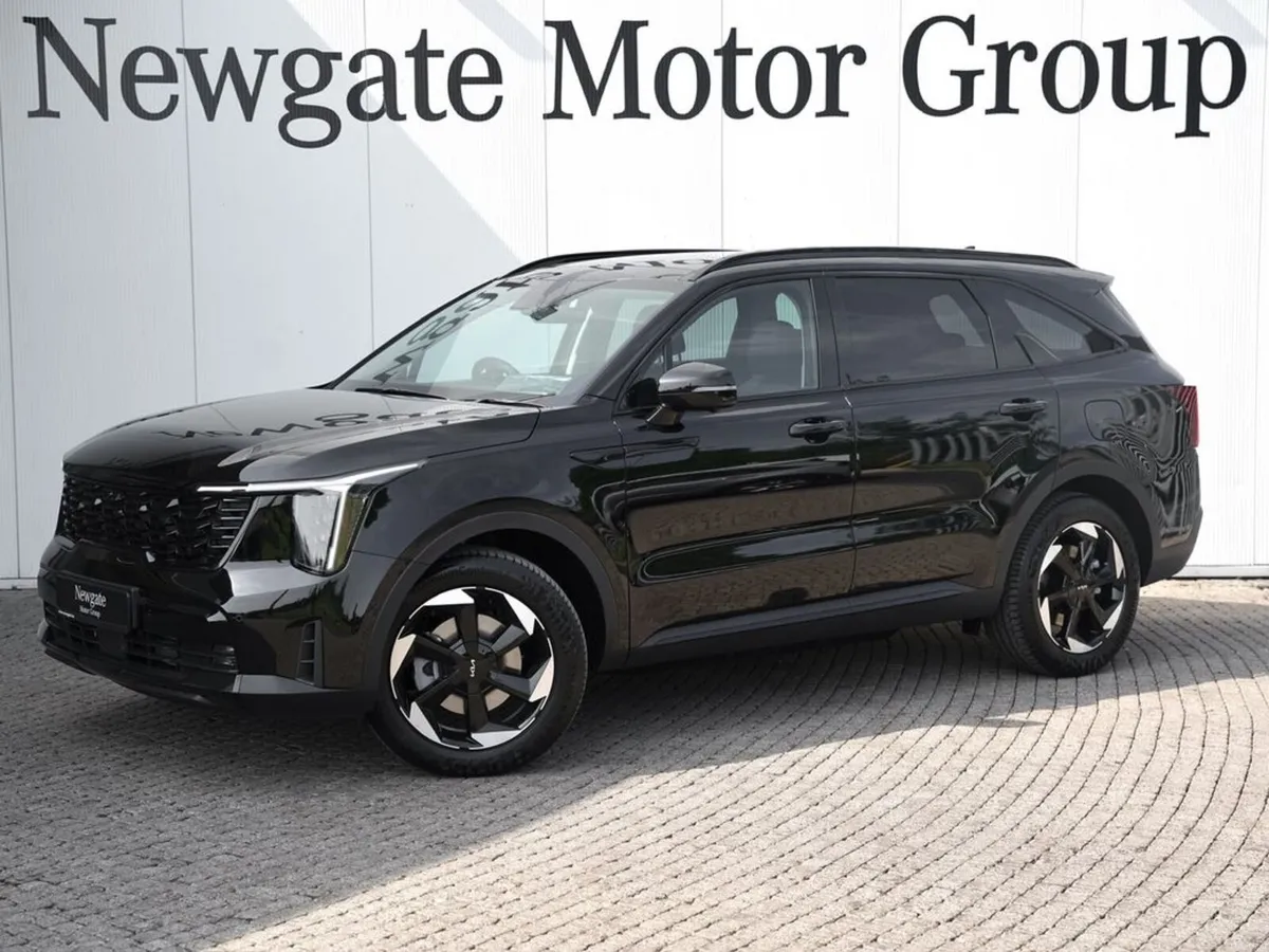 Kia Sorento DECHROMED - BLACKED OUT - CUSTOM - PHE - Image 1