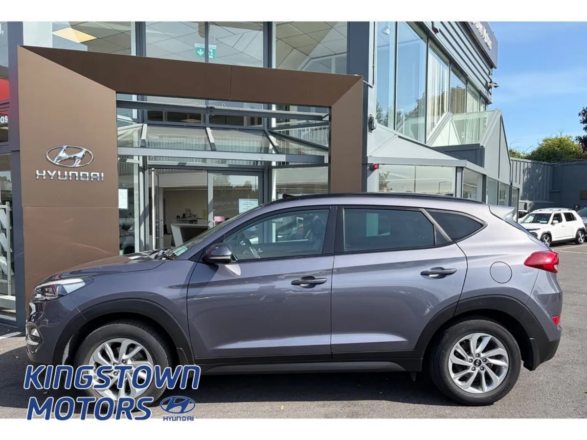 Hyundai Tucson Premium 5DR - Image 3