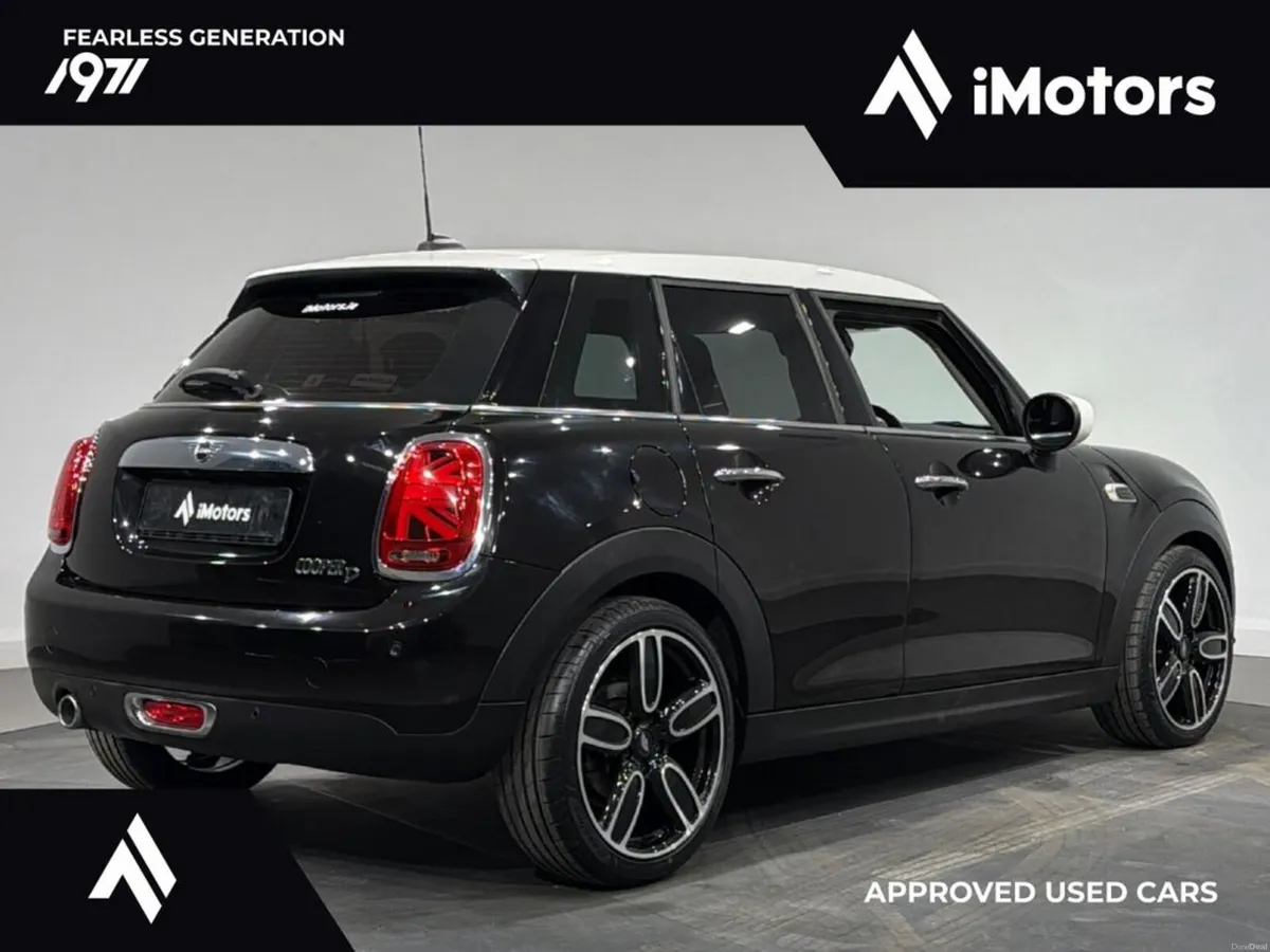 Mini Cooper COOPER D AUTOMATIC - Image 4