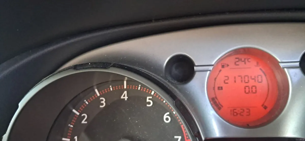 Nissan Qashqai 2008 - Image 2