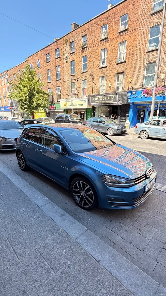 Volkswagen golf 1.2 TSI automatic - Image 1