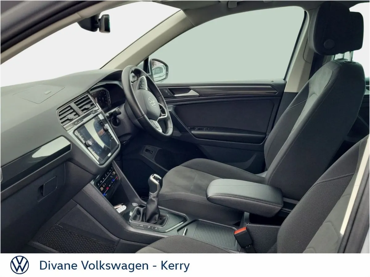 Volkswagen Tiguan ELEGANCE 2.0 TDI 150 BHP - Image 4