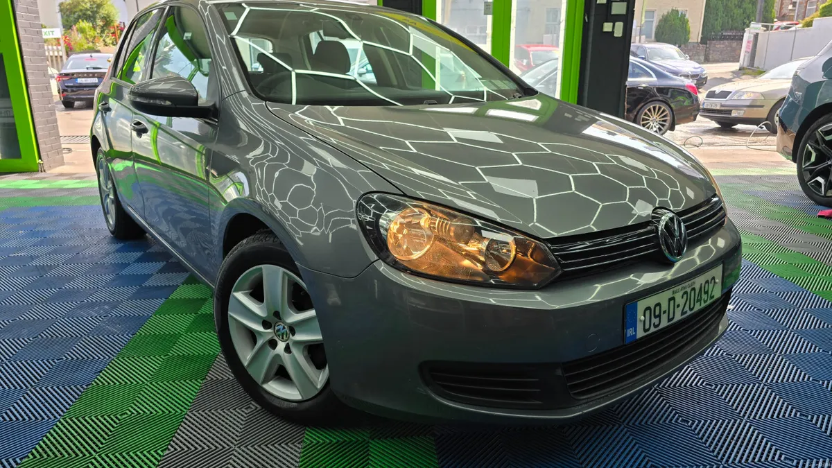 Volkswagen Golf Automatic AA APPROVED - Image 1